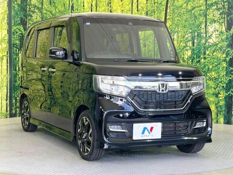 N BOX CUSTOM