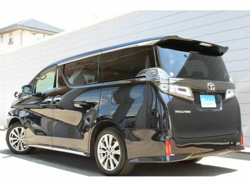 VELLFIRE