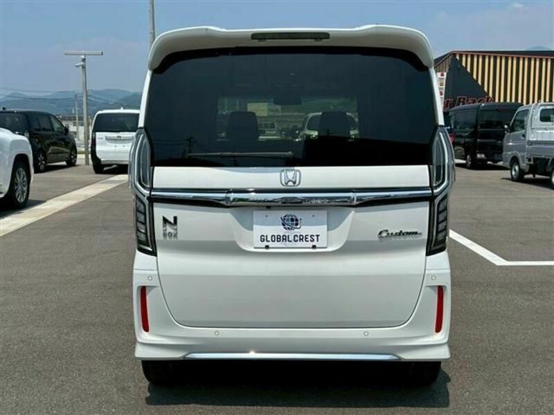 N BOX CUSTOM