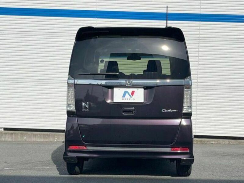 N BOX CUSTOM