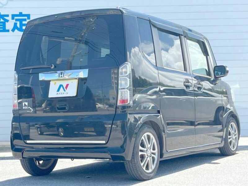 N BOX