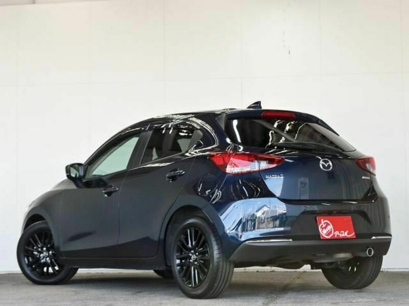 MAZDA2