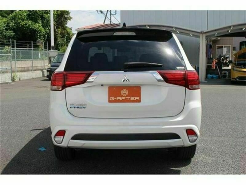 OUTLANDER PHEV
