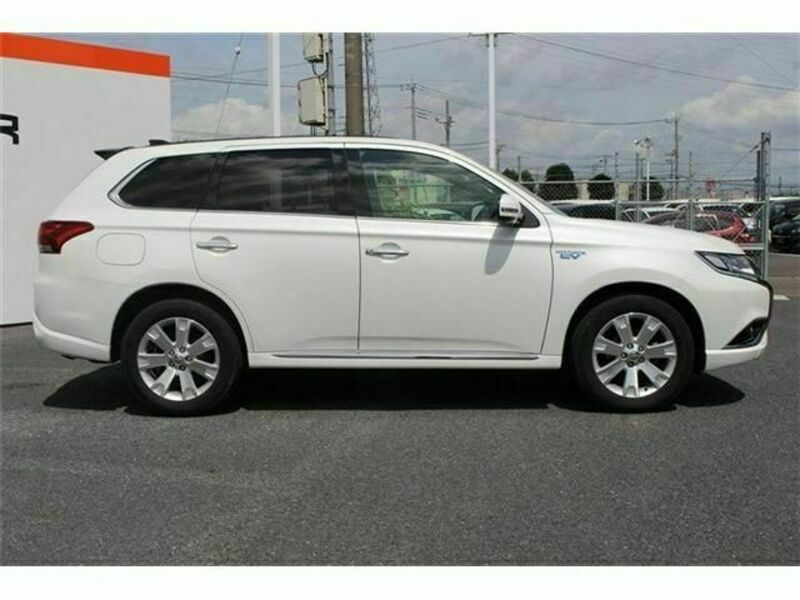OUTLANDER PHEV
