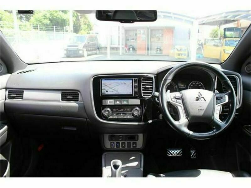OUTLANDER PHEV