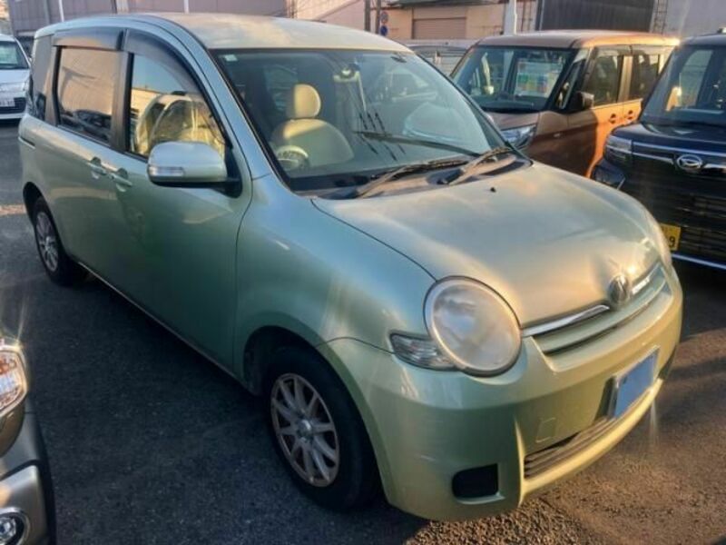 TOYOTA SIENTA