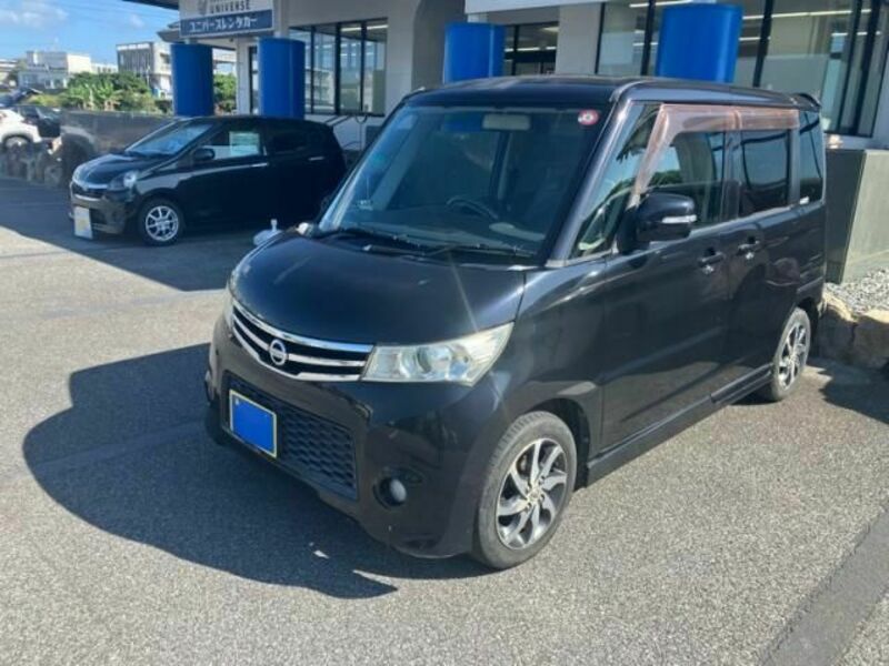 NISSAN ROOX