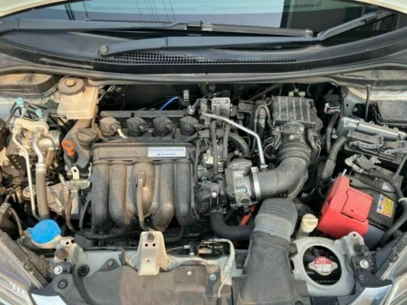 FIT HYBRID