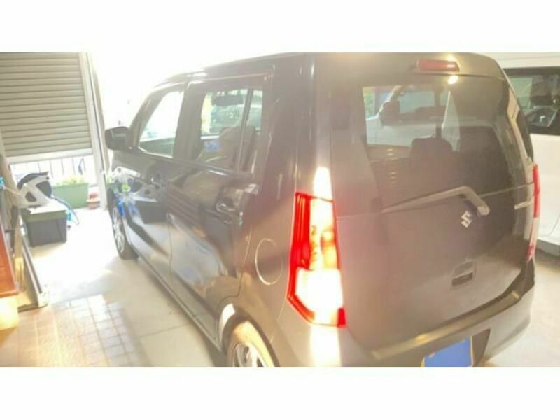 WAGON R