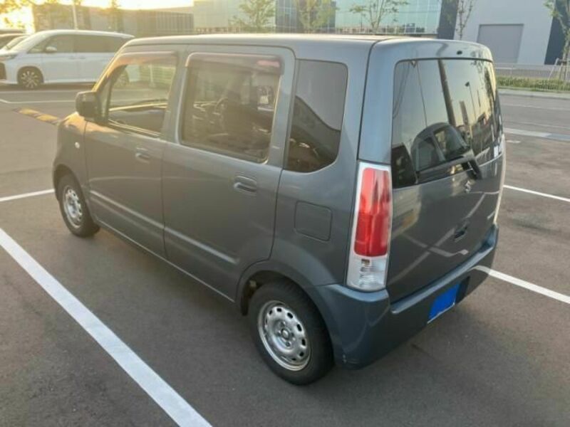 WAGON R