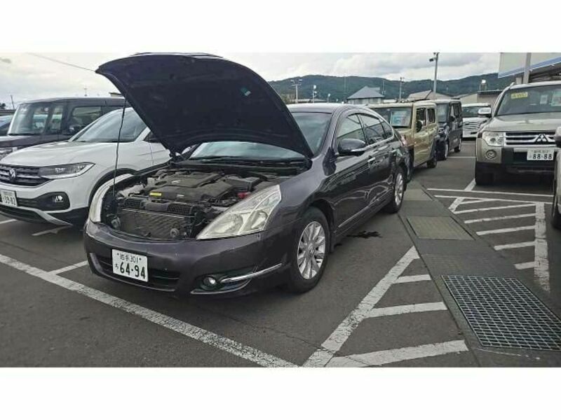 NISSAN TEANA