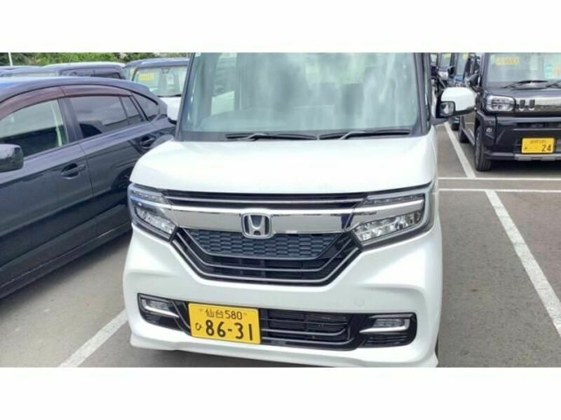 HONDA N BOX CUSTOM