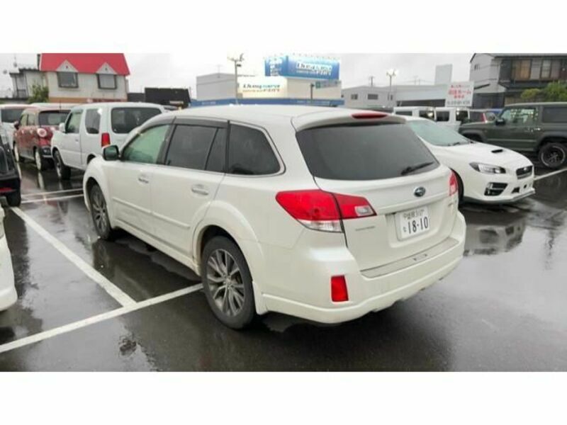 LEGACY OUTBACK