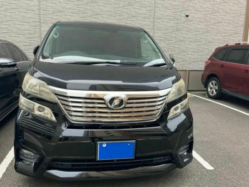 TOYOTA VELLFIRE