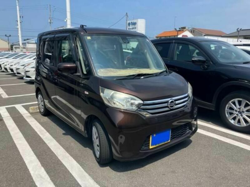 NISSAN DAYZ ROOX