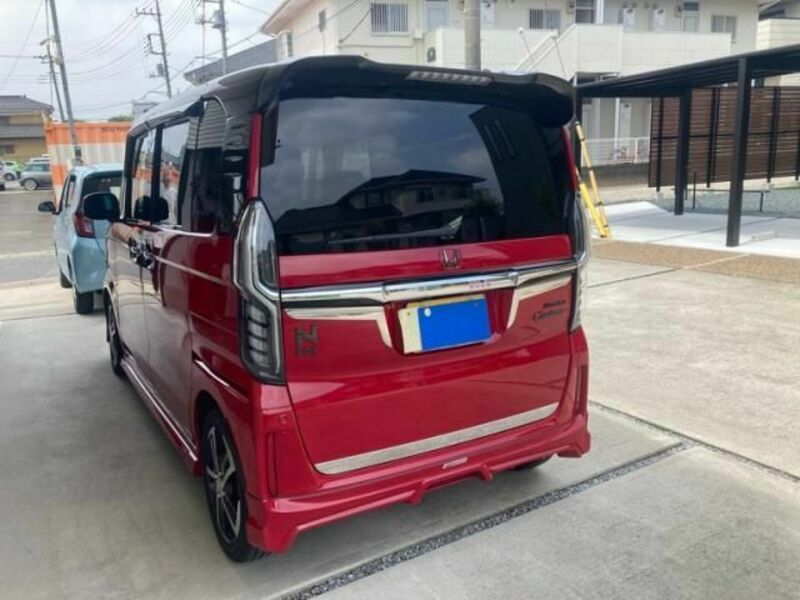 N BOX CUSTOM
