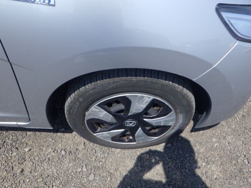 FIT HYBRID