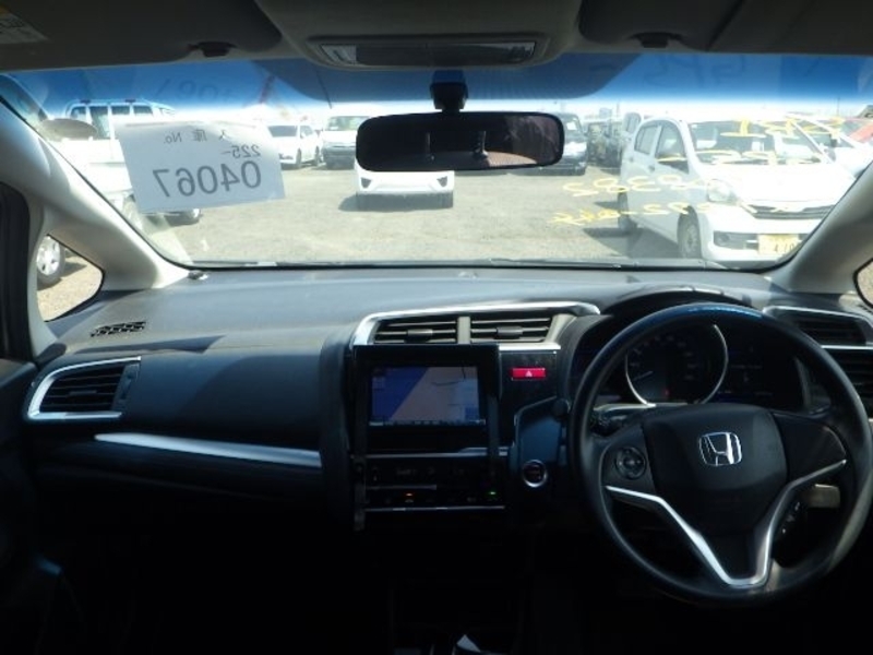 FIT HYBRID