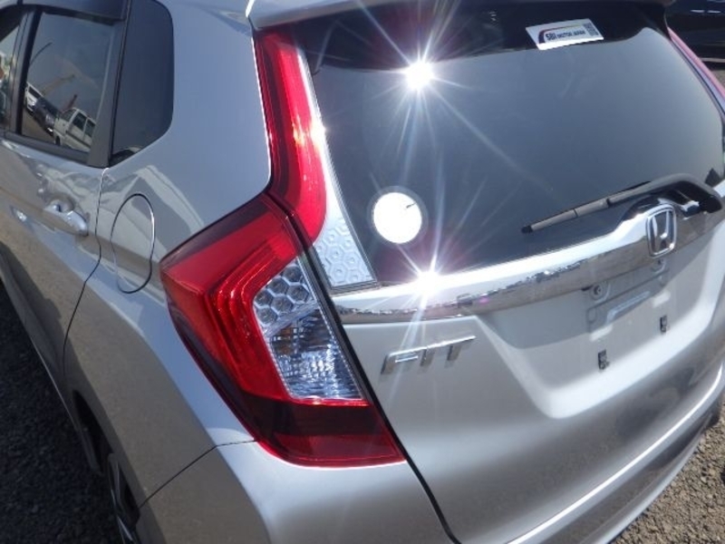 FIT HYBRID