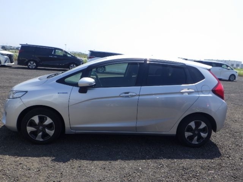 FIT HYBRID