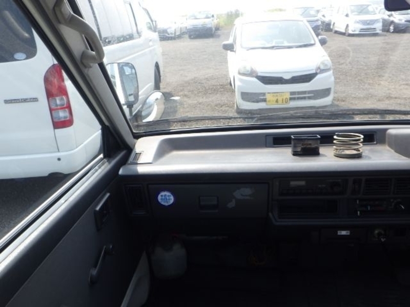 TOWNACE TRUCK