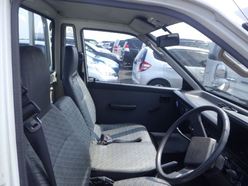 TOWNACE TRUCK