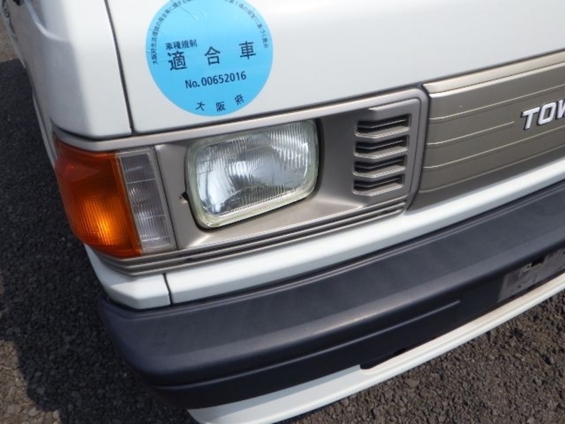 TOWNACE TRUCK