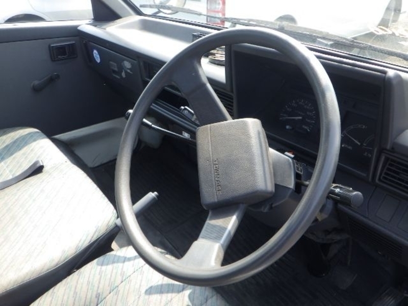 TOWNACE TRUCK