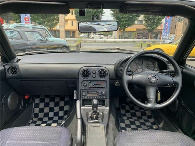 EUNOS ROADSTER