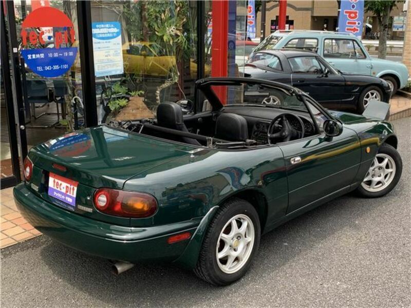 EUNOS ROADSTER