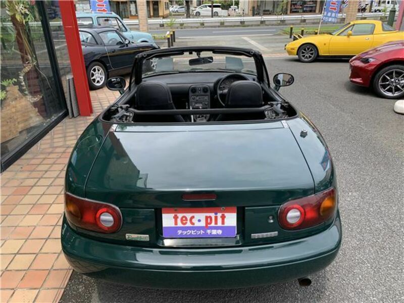 EUNOS ROADSTER