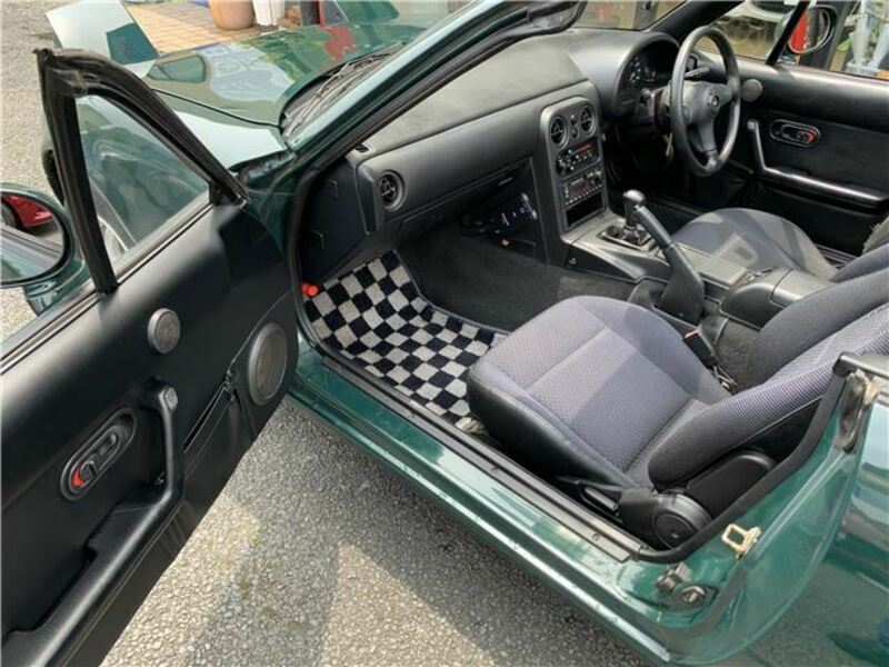 EUNOS ROADSTER