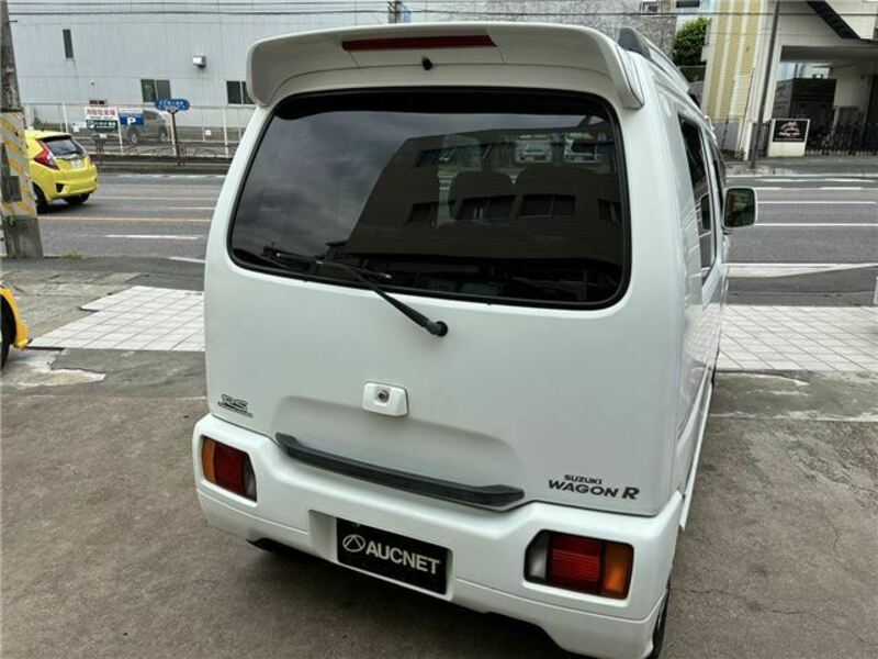 WAGON R