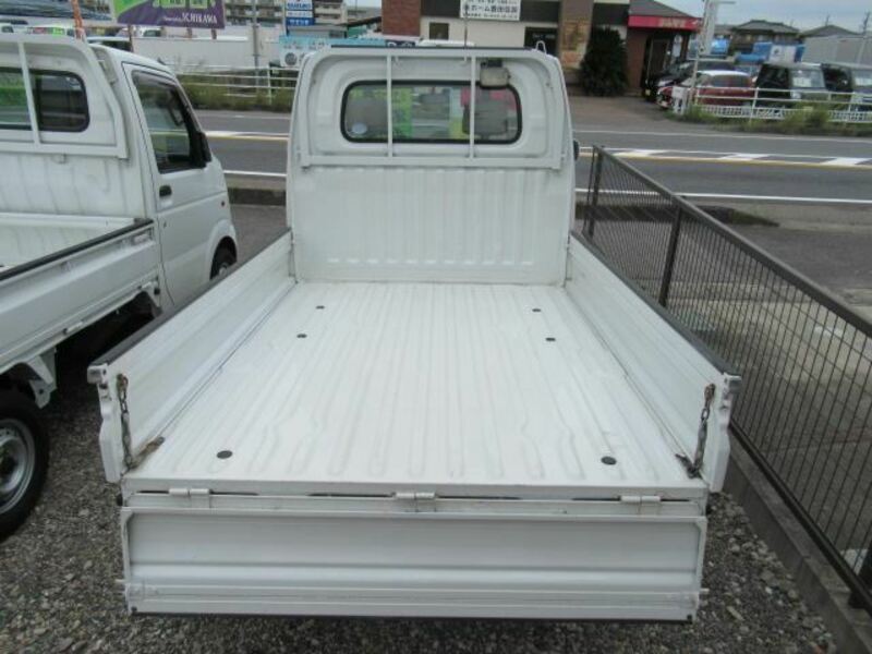 CLIPPER TRUCK