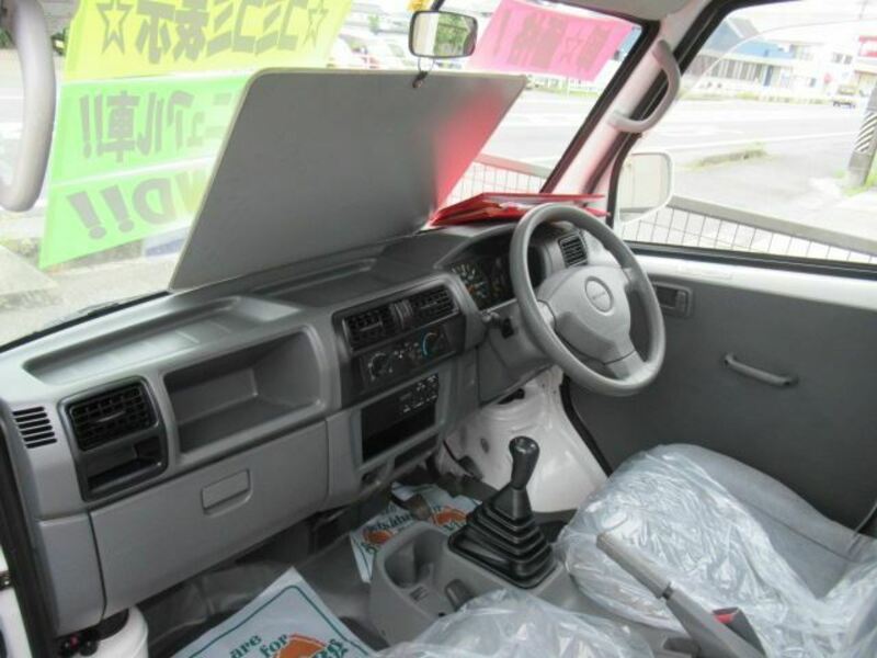 CLIPPER TRUCK