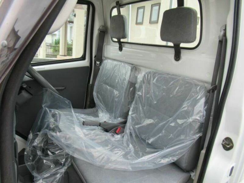 CLIPPER TRUCK