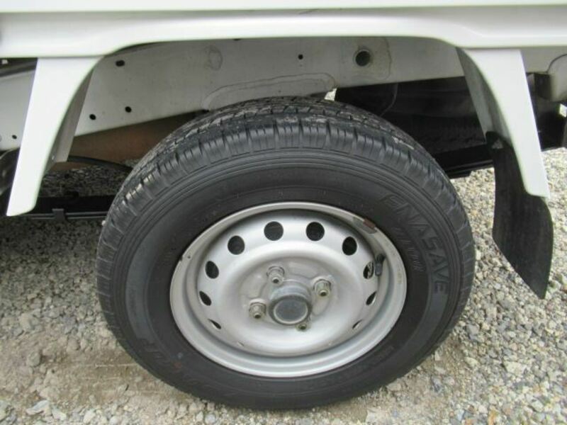 CLIPPER TRUCK