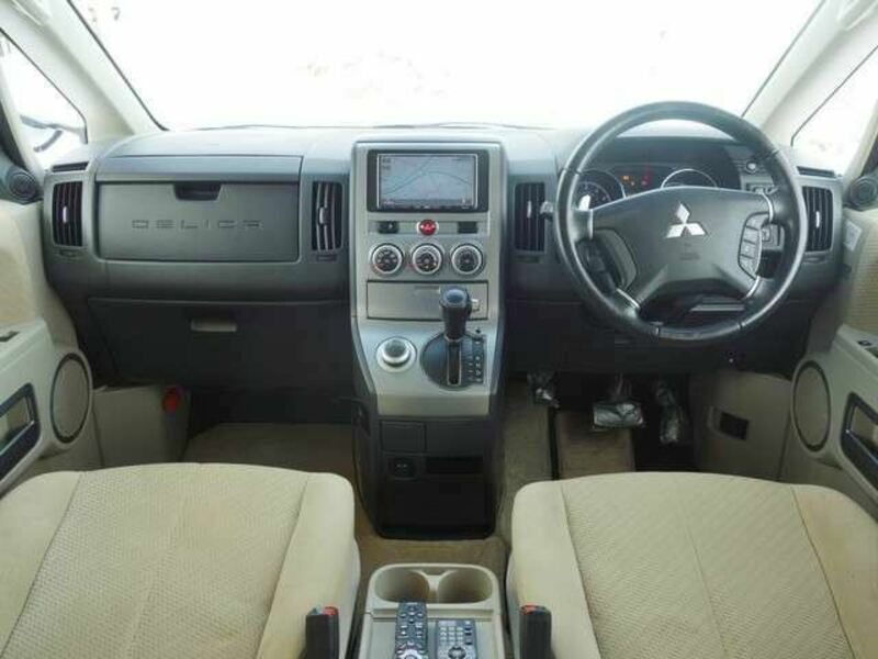DELICA D5