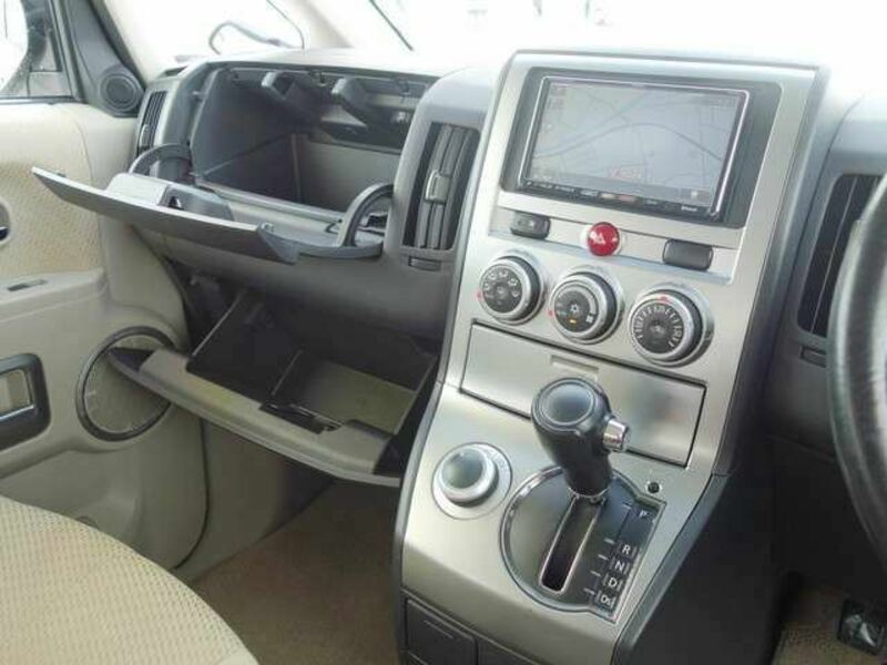 DELICA D5