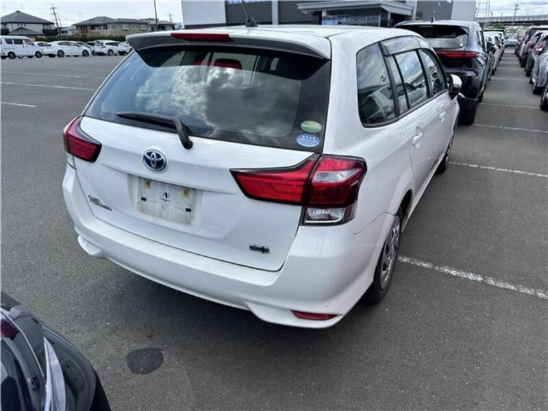 COROLLA FIELDER