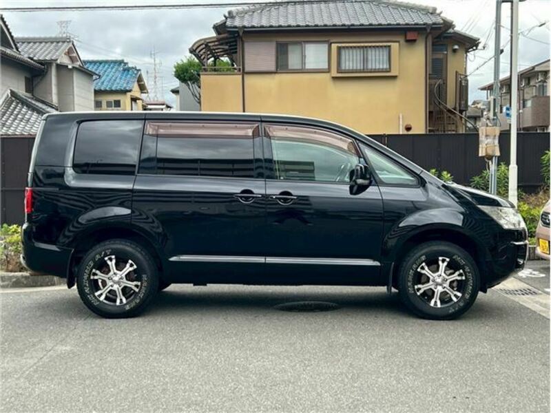 DELICA D5