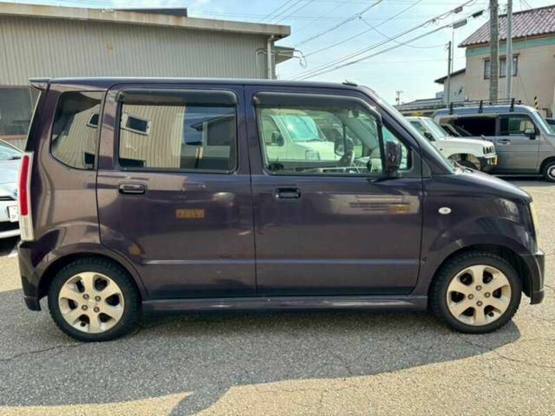 WAGON R