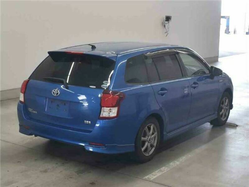 COROLLA FIELDER