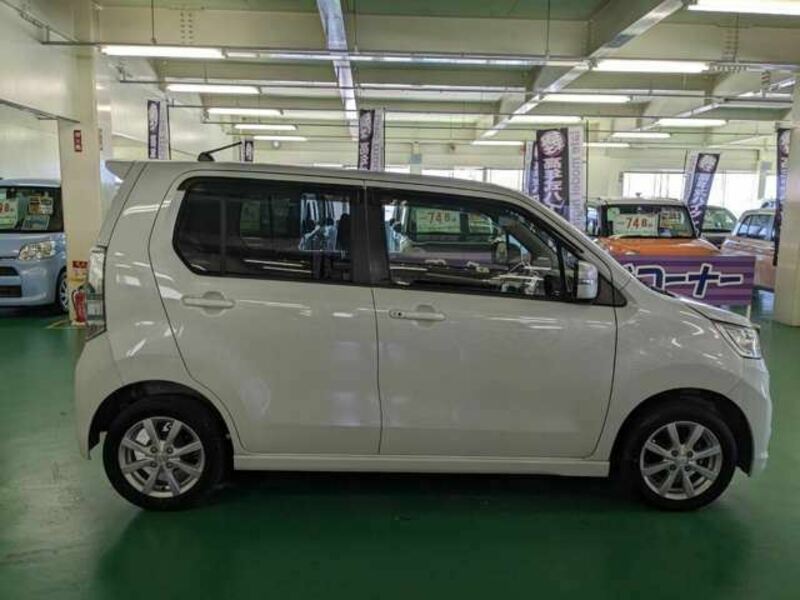 WAGON R