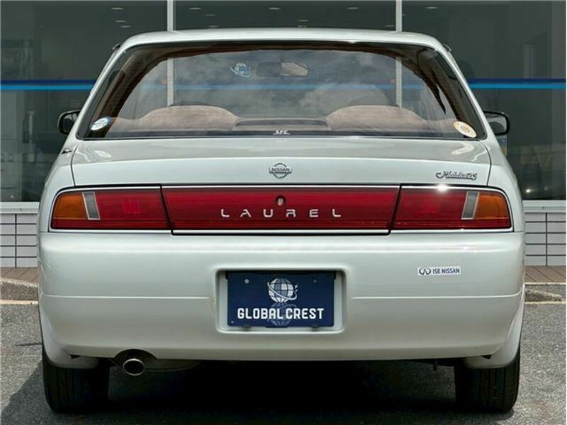 LAUREL