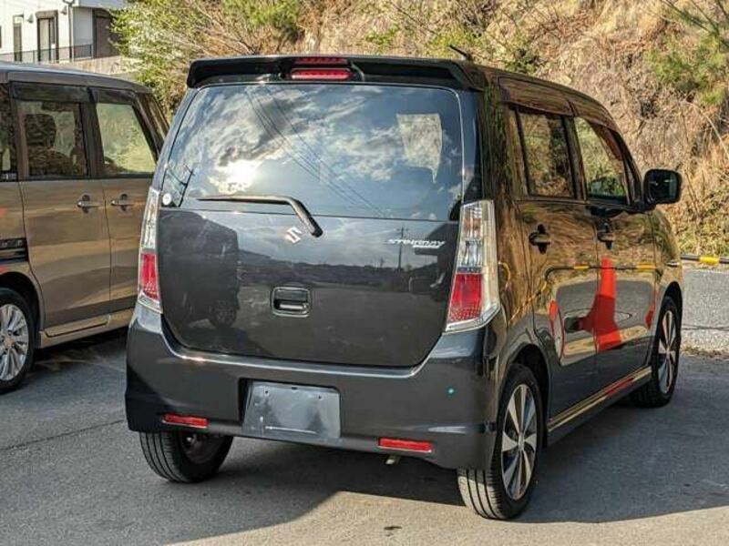 WAGON R