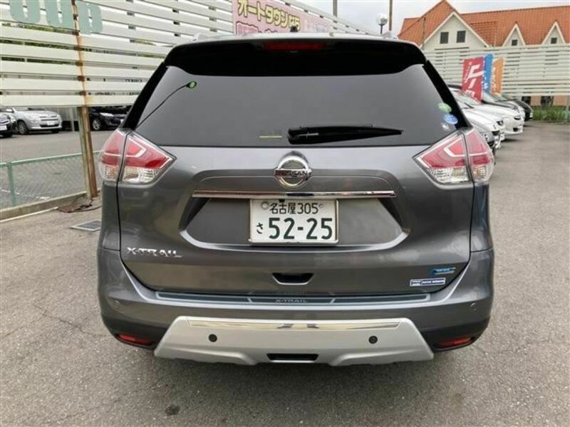X-TRAIL