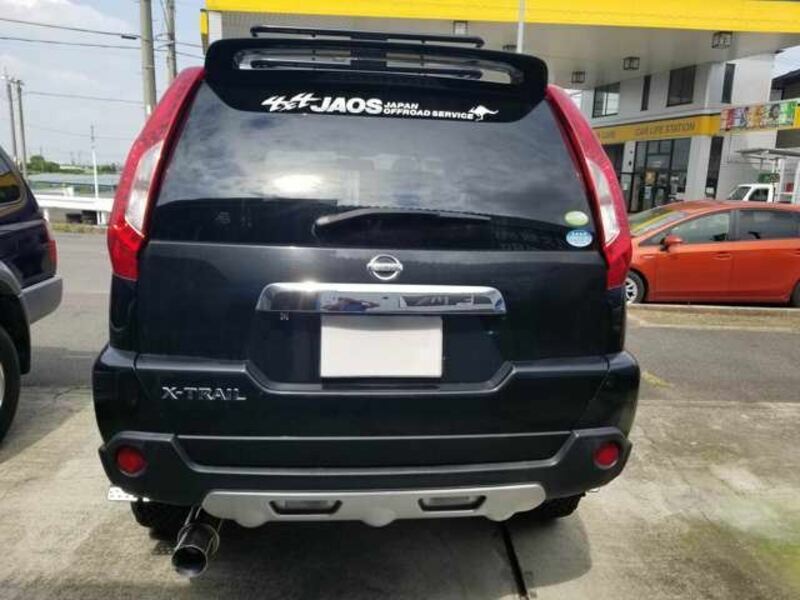 X-TRAIL