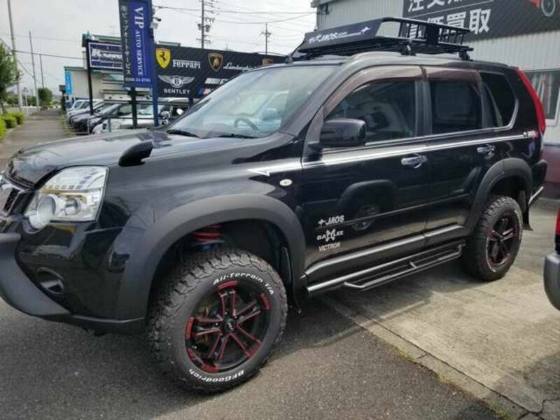 X-TRAIL