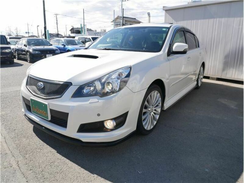 SUBARU LEGACY B4